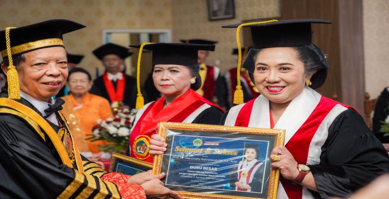 Pengukuhan Prof. Dr. Honorata: Dedikasi dan Inovasi dalam Keilmuan